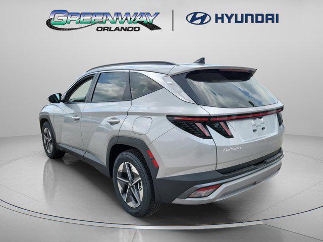 Photo of 2025 Shimmering Silver Hyundai TUCSON