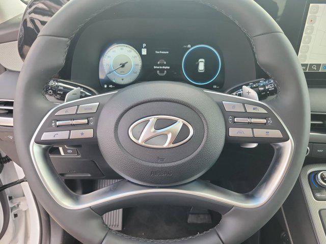 Photo of 2025 Hyper White Hyundai PALISADE