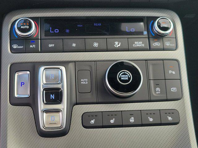Photo of 2025 Hyper White Hyundai PALISADE