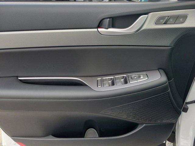 Photo of 2025 Hyper White Hyundai PALISADE