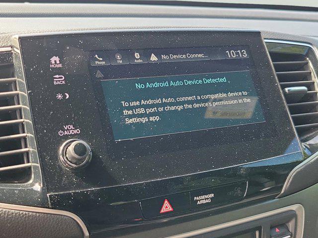 Photo of 2022 Lunar Silver Metallic Honda Pilot