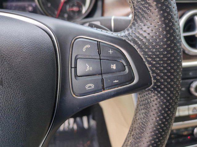 Photo of 2019 Polar White Mercedes-Benz GLA 250