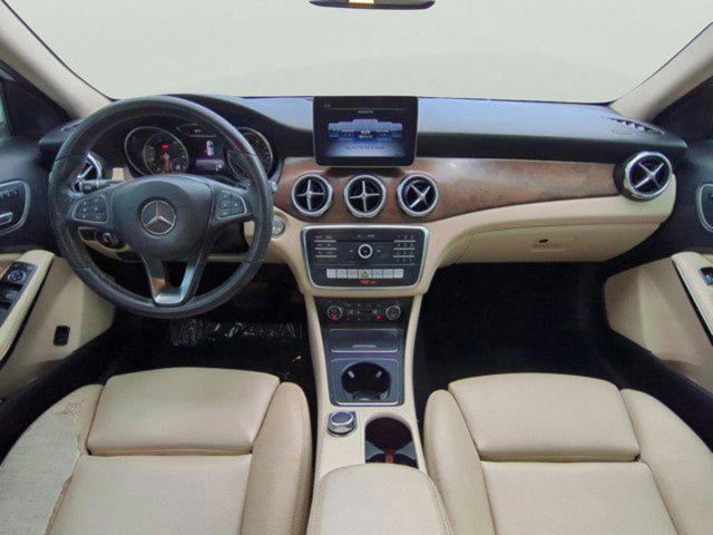 Photo of 2019 Polar White Mercedes-Benz GLA 250