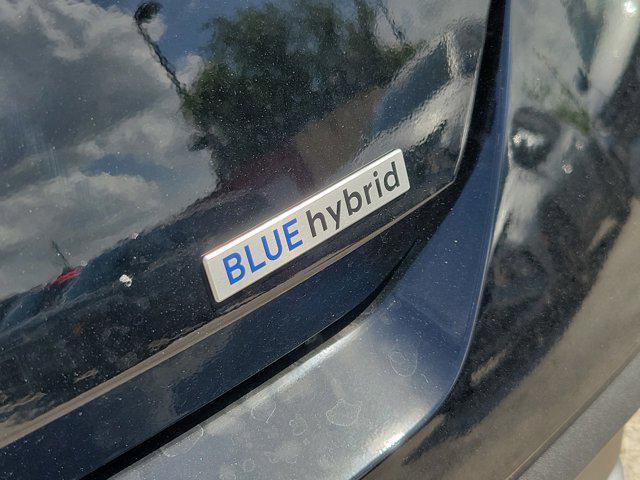 Photo of 2025 Abyss Black Hyundai ELANTRA HEV