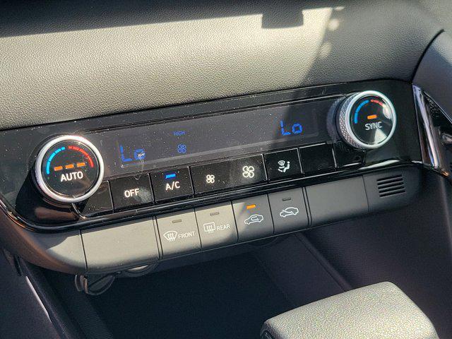 Photo of 2025 Abyss Black Hyundai ELANTRA HEV