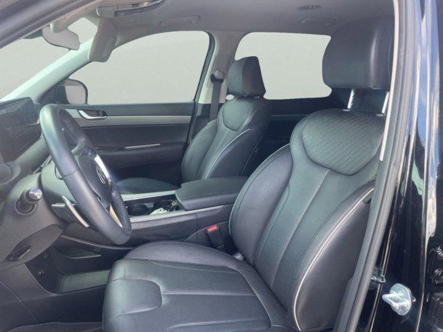 Photo of 2023 Abyss Black Pearl Hyundai PALISADE