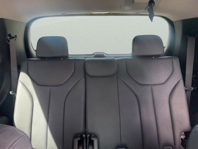 Photo of 2023 Abyss Black Pearl Hyundai PALISADE