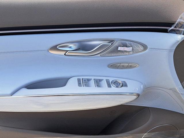 Photo of 2026 Uyuni White Genesis GV70