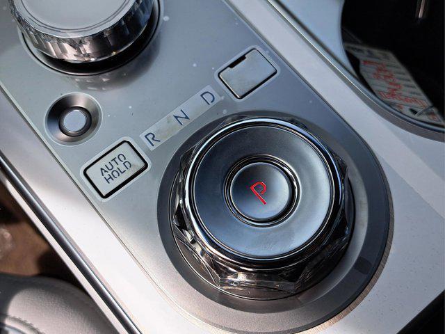 Photo of 2026 Uyuni White Genesis GV70