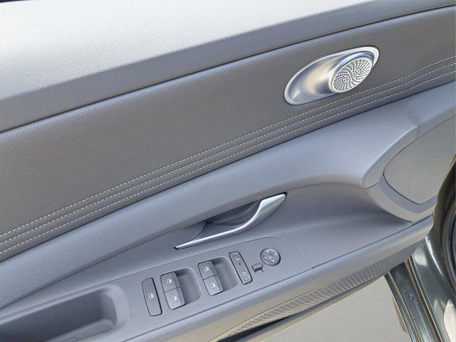 Photo of 2025 Amazon Gray Hyundai ELANTRA