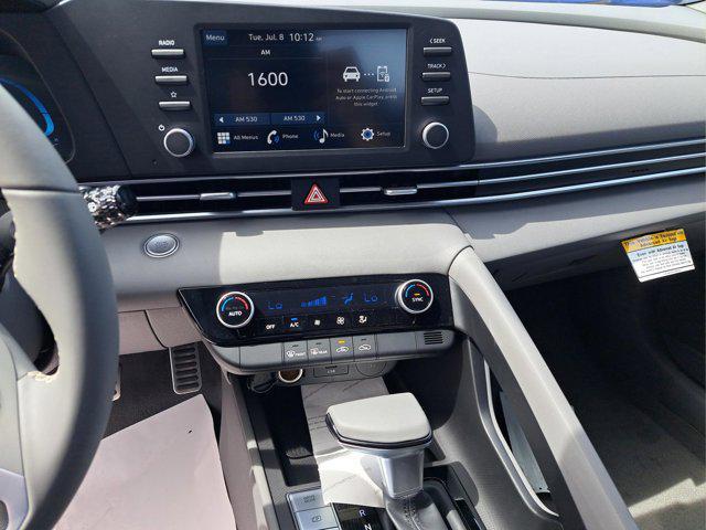 Photo of 2025 Amazon Gray Hyundai ELANTRA