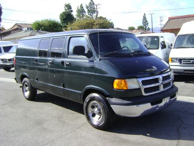 2002 Dodge Ram Van