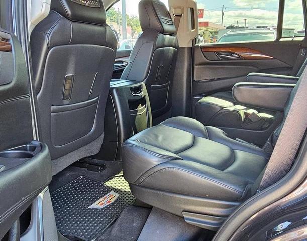 Photo of 2018 Gray Cadillac Escalade
