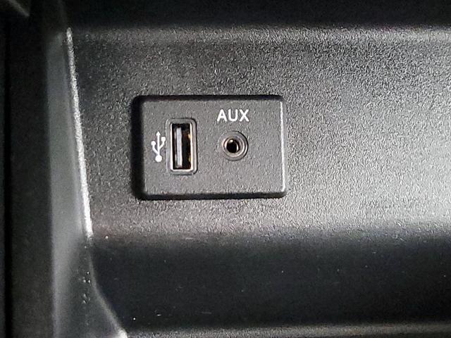 Photo of 2017 Silver Nissan Altima