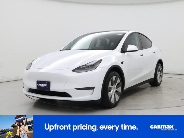 Photo of 2024 White Tesla Model Y