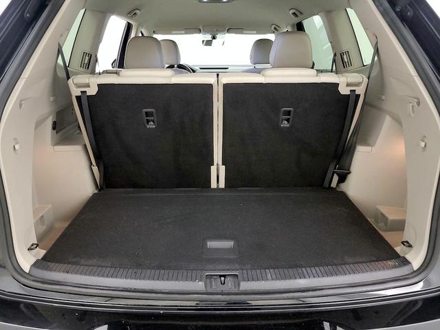 Photo of 2022 Black Volkswagen Atlas