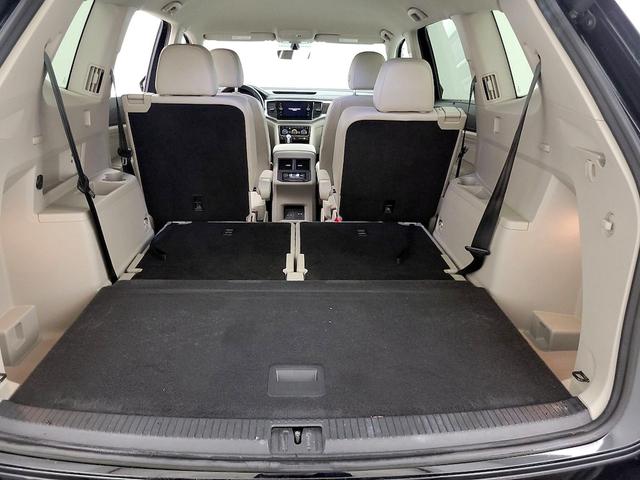 Photo of 2022 Black Volkswagen Atlas