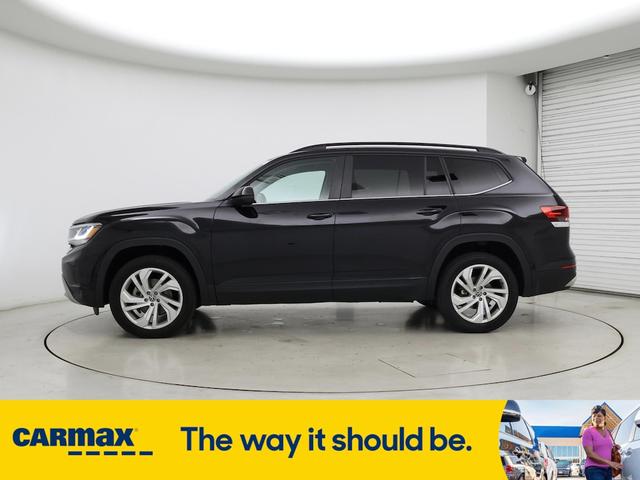 Photo of 2022 Black Volkswagen Atlas