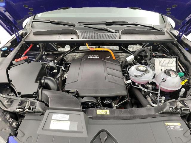 Photo of 2025 Blue Audi Q5
