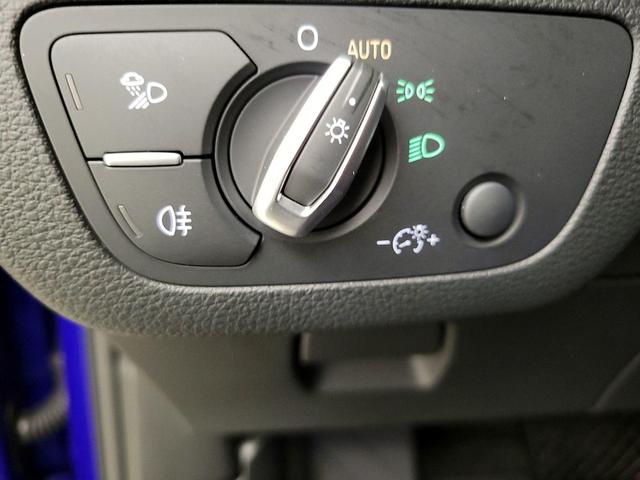 Photo of 2025 Blue Audi Q5