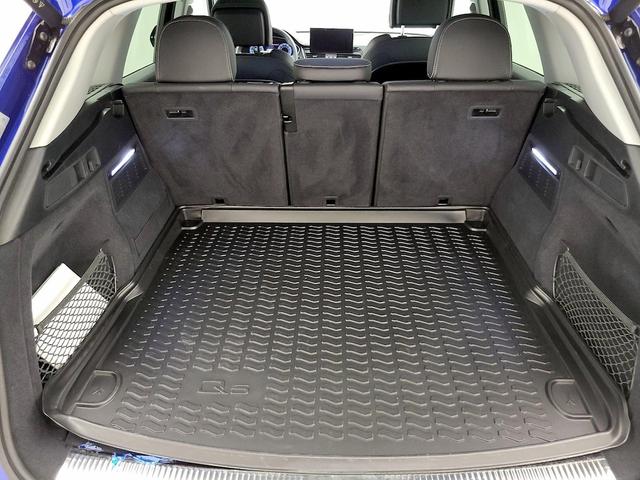 Photo of 2025 Blue Audi Q5