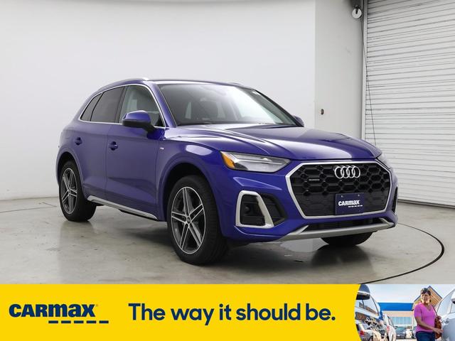 Photo of 2025 Blue Audi Q5