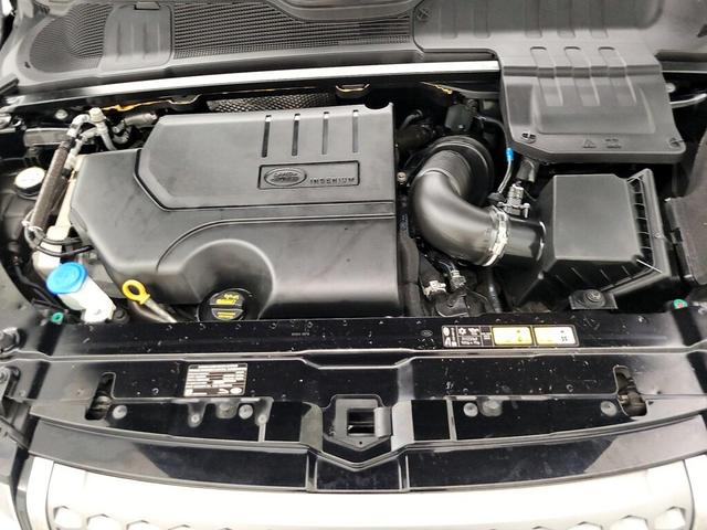 Photo of 2019 Black Land Rover Range Rover Evoque