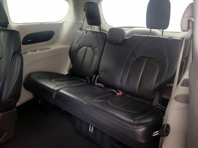 Photo of 2021 Black Chrysler Pacifica