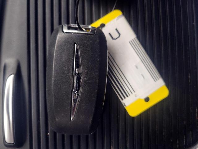 Photo of 2021 Black Chrysler Pacifica