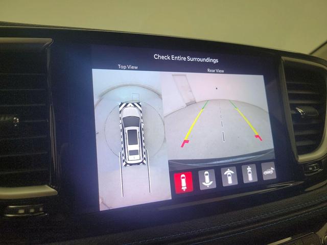 Photo of 2021 Black Chrysler Pacifica