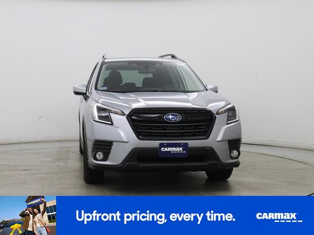 Photo of 2022 Silver Subaru Forester