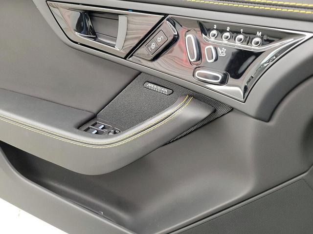 Photo of 2018 Pearl Jaguar F-TYPE