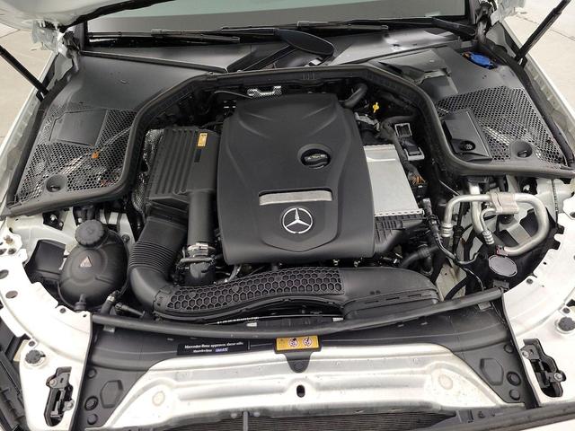 Photo of 2018 White Mercedes-Benz C-Class