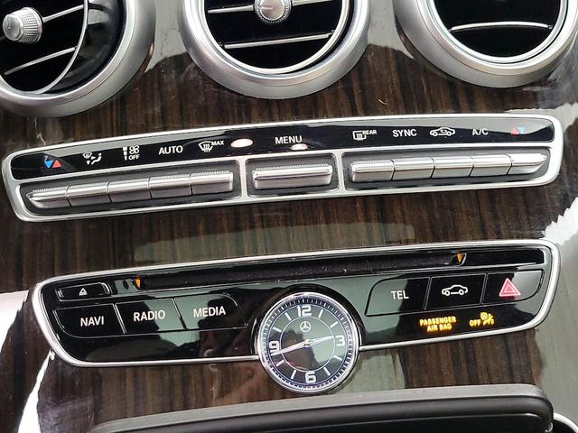 Photo of 2018 White Mercedes-Benz C-Class