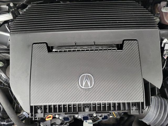 Photo of 2024 Silver Acura MDX