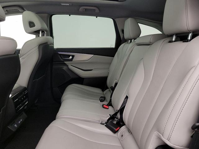 Photo of 2024 Silver Acura MDX