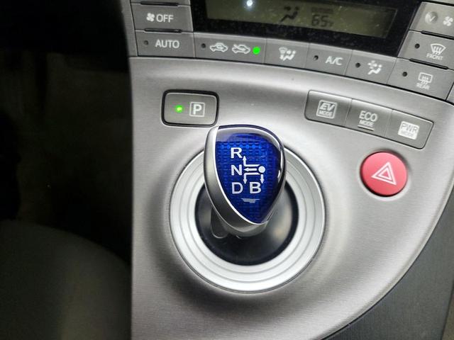 Photo of 2015 Gray Toyota Prius