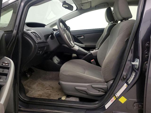 Photo of 2015 Gray Toyota Prius