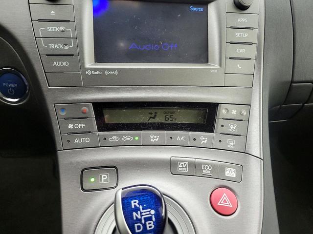 Photo of 2015 Gray Toyota Prius