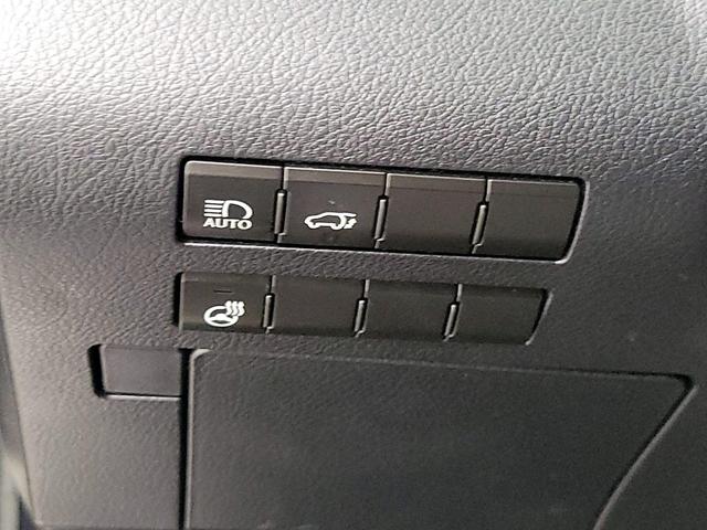 Photo of 2020 Silver Lexus RX 350