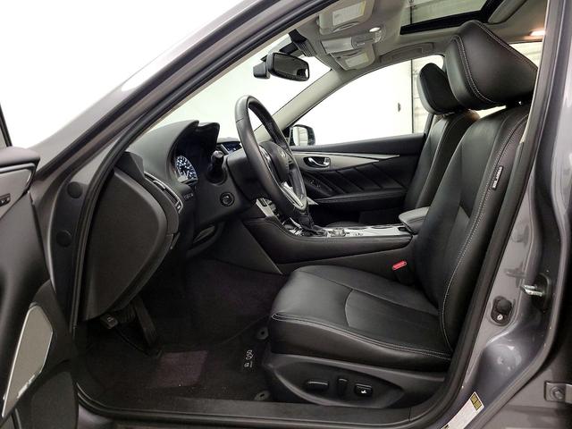 Photo of 2022 Gray INFINITI Q50