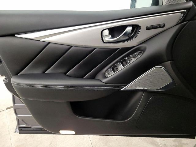Photo of 2022 Gray INFINITI Q50
