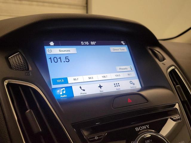 Photo of 2017 Blue Ford Focus
