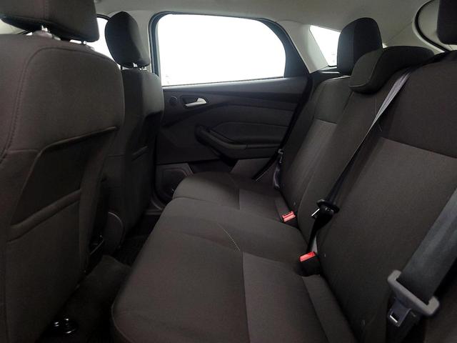 Photo of 2017 Blue Ford Focus