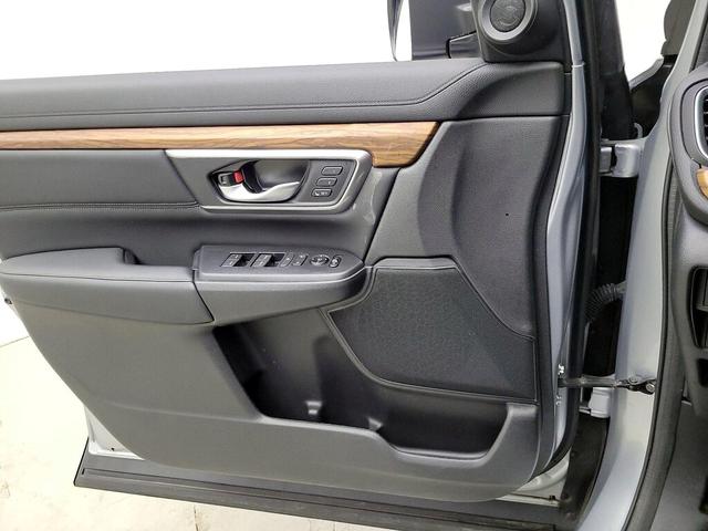 Photo of 2020 Silver Honda CR-V