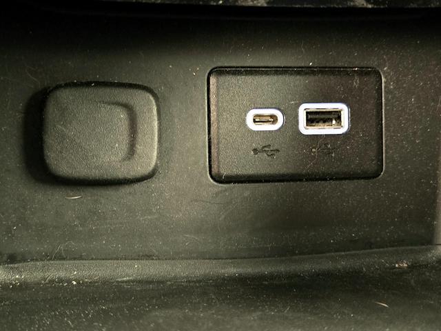 Photo of 2021 Black GMC Acadia