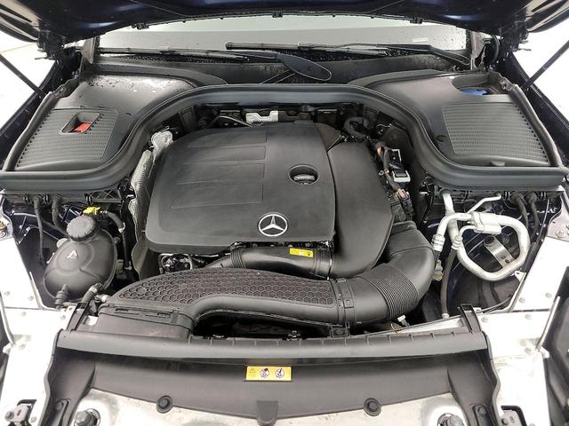Photo of 2022 Blue Mercedes-Benz GLC 300