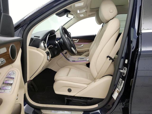 Photo of 2022 Blue Mercedes-Benz GLC 300