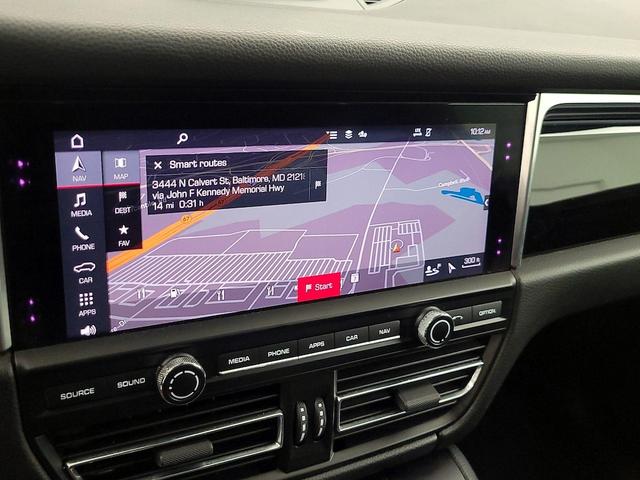 Photo of 2020 Black Porsche Macan