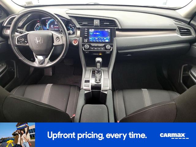 Photo of 2021 White Honda Civic